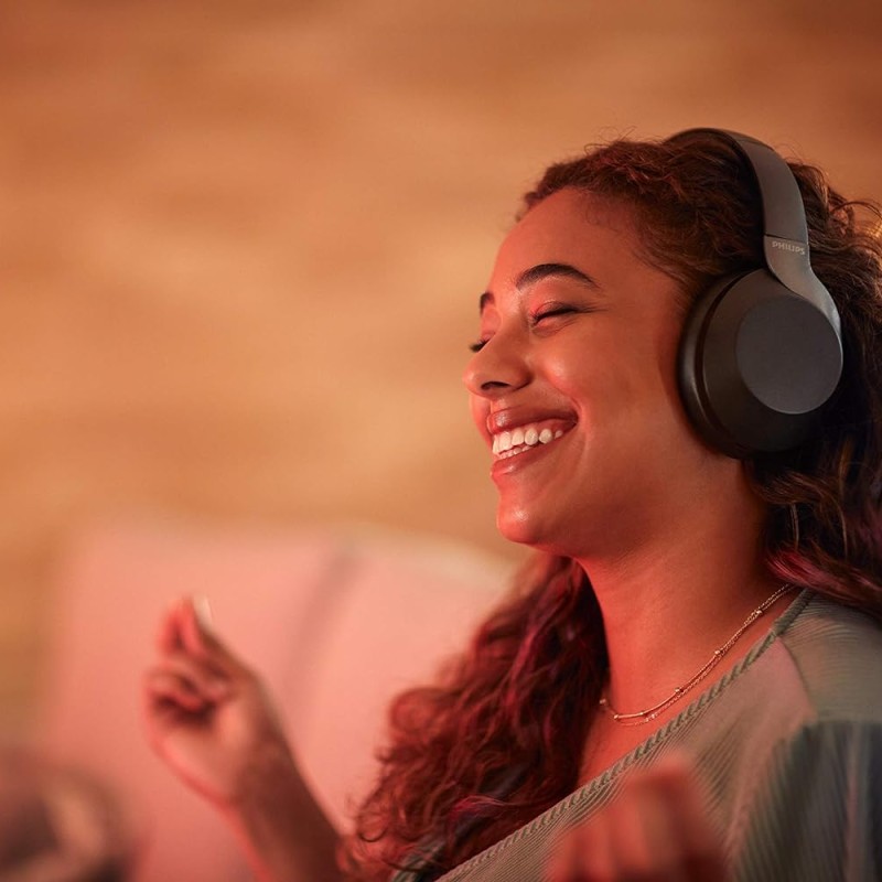 Philips Audio Performance PH805BK Wireless Over the Ear Headphone with Mic (Black)