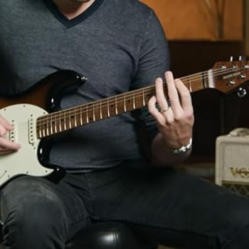 Ernie Ball Earthwood Extra Light Phosphor Bronze Acoustic Guitar Strings - 10-50 Gauge Ernie Ball Earthwood Extra Light Phosphor Bronze Acoustic Guitar Strings - 10-50 Gauge