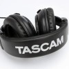 TASCAM TH02-B Closed-Back Stylish Headphone, Black TASCAM TH02-B Closed-Back Stylish Headphone, Black