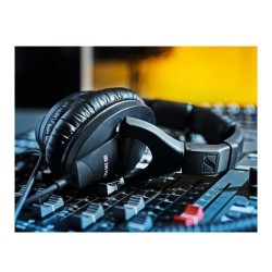 Sennheiser Professional Audio HD 280 PRO Wired Over Ear Headphones without microphone