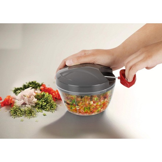 Pigeon Plastic Mini Handy and Compact Chopper with 3 Blades (12683, 400 ml, Grey)