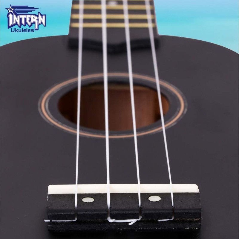 INTERN SOPRANO 21" UKULELE WITH BAG (BLACK) INTERN SOPRANO 21" UKULELE WITH BAG (BLACK)