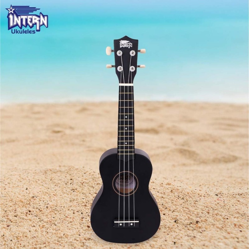 INTERN SOPRANO 21" UKULELE WITH BAG (BLACK) INTERN SOPRANO 21" UKULELE WITH BAG (BLACK)