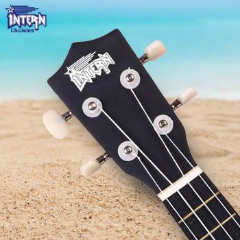 INTERN SOPRANO 21" UKULELE WITH BAG (BLACK) INTERN SOPRANO 21" UKULELE WITH BAG (BLACK)