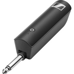 Sennheiser XSW-D PEDALBOARD SET elegant solution allows you to play guitar wirelessly and still use