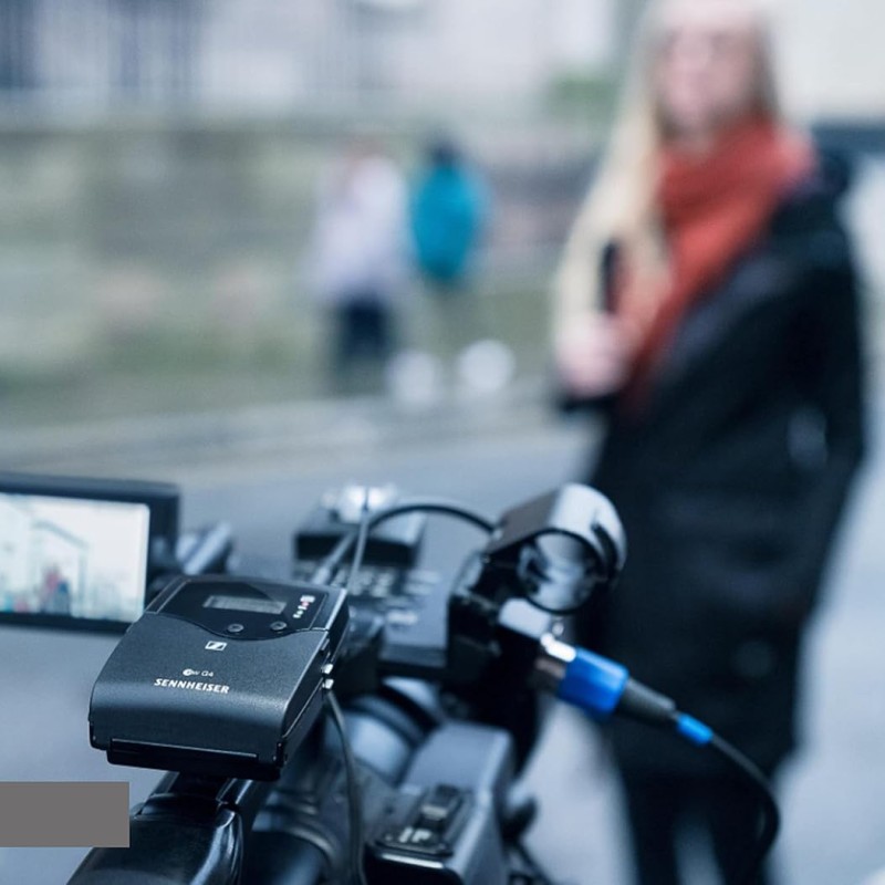 Sennheiser Professional Audio JBL Commercial CSLM30 UHF Bidirectional Lavalier Microphone With Earphone For Calls, Conferences And Monitoring (Black) Sennheiser Professional Audio JBL Commercial CSLM30 UHF Bidirectional Lavalier Microphone With Earphone For Calls, Conferences And Monitoring (Black)